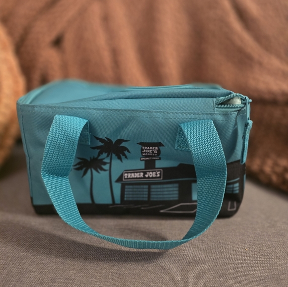 Trader Joes Mini Insulated Tote - Picture 3 of 3